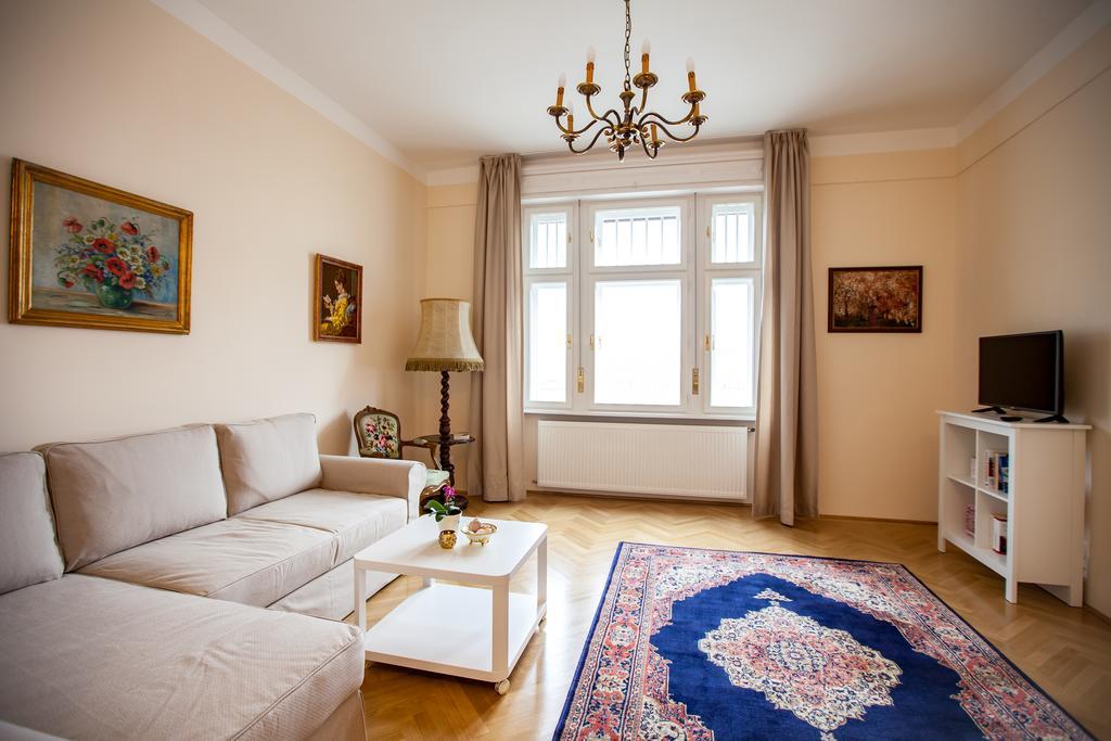 Schieszl 2 Apartmán *